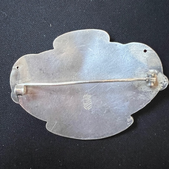 Antique FN & Co. Silver Cherub and Woman Brooch Pin - Picture 3 of 3